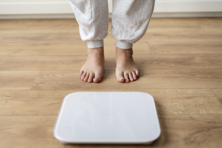 Safe Weight Management Tips for Overweight Kids